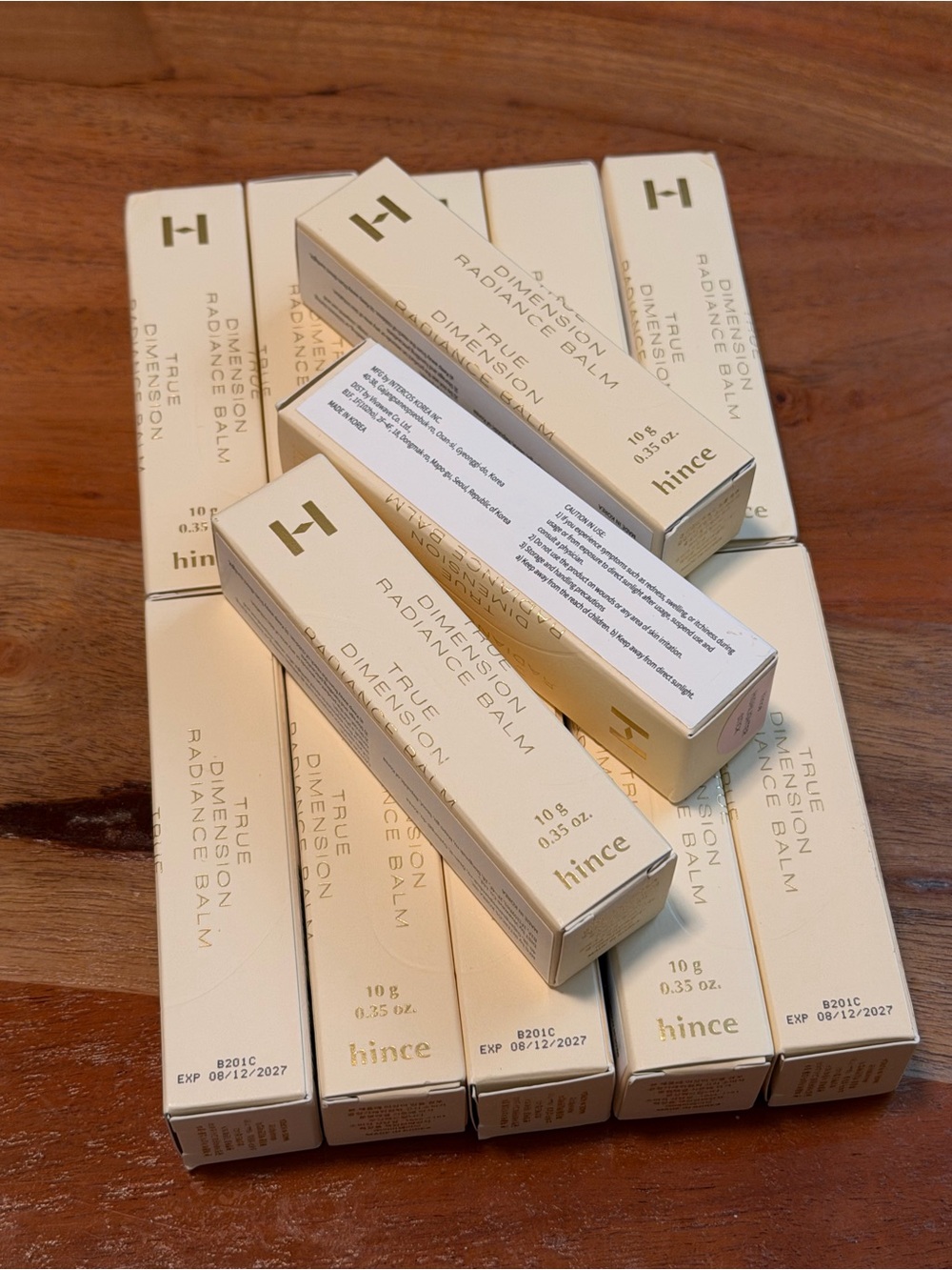 hince True Dimension Radiance Balm (Clear), Korean Makeup, Highlighter Stick